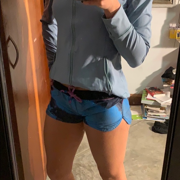 Shorts - Picture 2 of 2